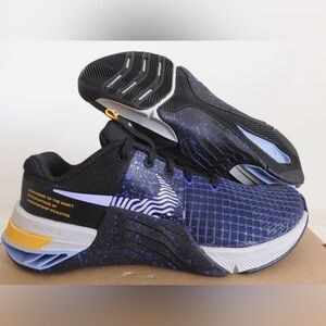 Woman’s Nike Metcon 8 'Black Light Thistle' DO9327-002.